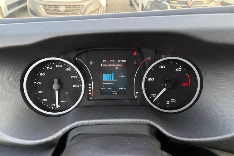 Iveco 35s18 L3H2 109999zł NETTO 3.0HPi/180KM zdjęcie 26