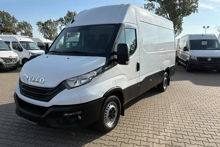 Iveco 35s18 L3H2 109999zł NETTO 3.0HPi/180KM zdjęcie 5