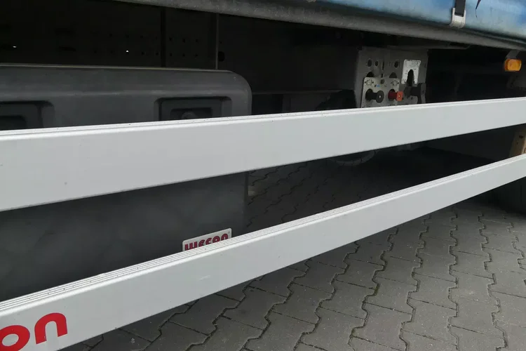 Volvo FH4 500 KM / EURO 6 / ZESTAW PRZESTRZENNY / KLIMA POSTOJOWA / zdjęcie 17