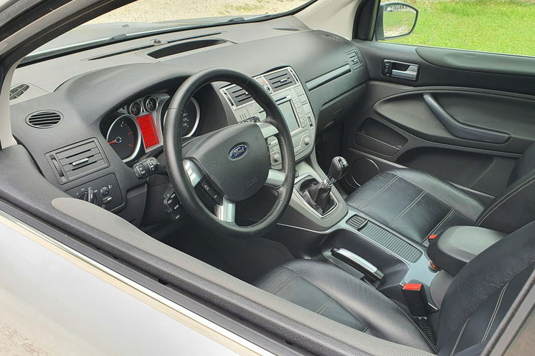 Ford Kuga 2.0 TDCi 163KM # 4x4 # Titanium # Bogate Wyposażenie # Super Stan zdjęcie 11