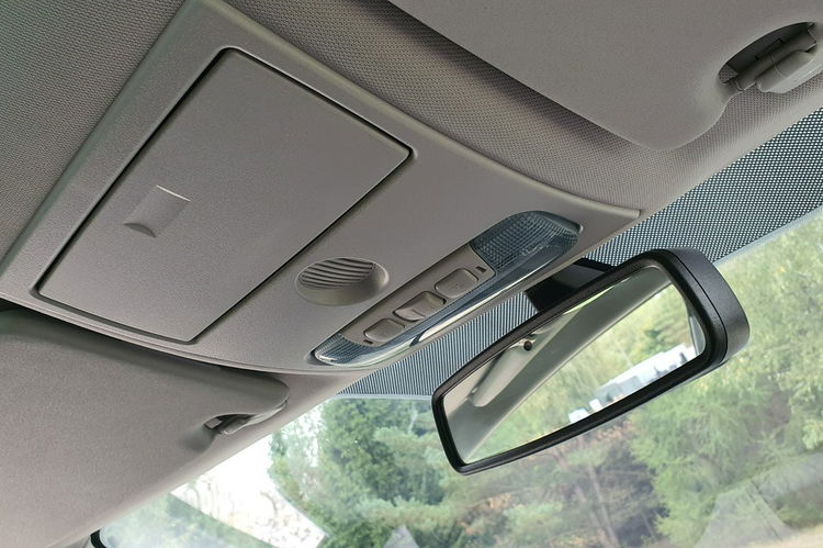 Ford Kuga 2.0 TDCi 163KM # 4x4 # Titanium # Bogate Wyposażenie # Super Stan zdjęcie 21