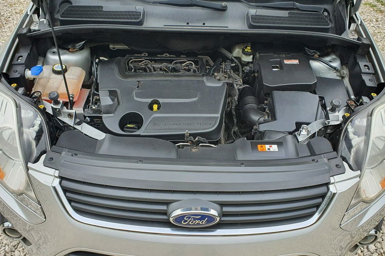 Ford Kuga 2.0 TDCi 163KM # 4x4 # Titanium # Bogate Wyposażenie # Super Stan zdjęcie 30