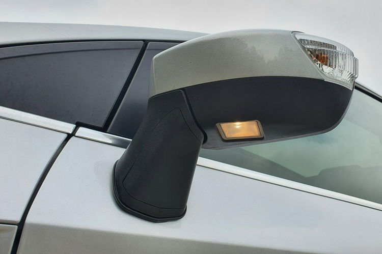 Ford Kuga 2.0 TDCi 163KM # 4x4 # Titanium # Bogate Wyposażenie # Super Stan zdjęcie 38