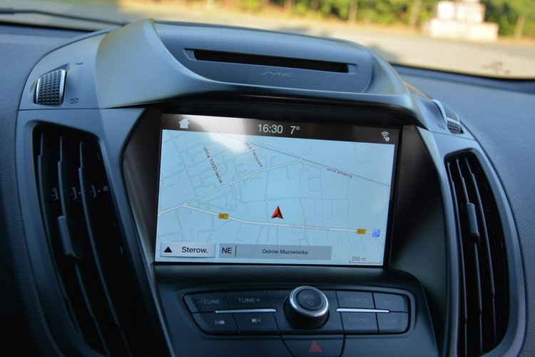 Kuga Lift Navi Tablet Ledy pół-Skóry El.klapa ParkAssist 2xParktr ASO FORD zdjęcie 26