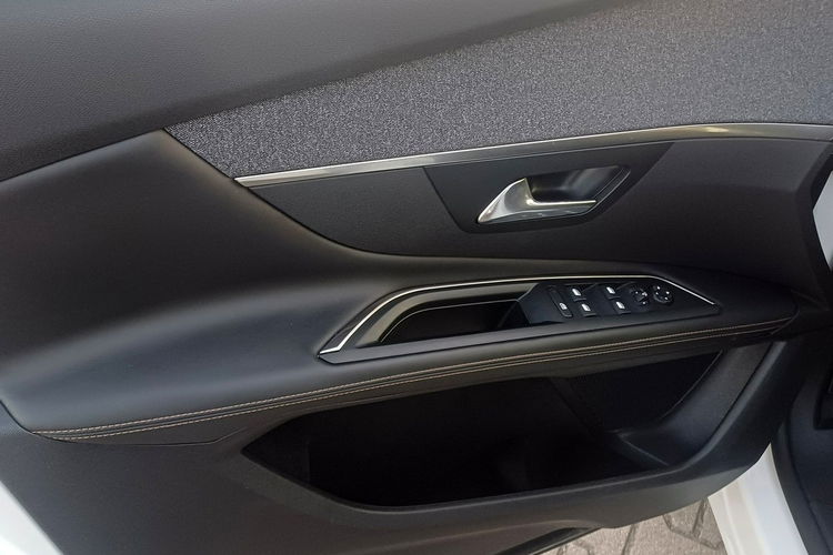 Peugeot 3008 1.5 BlueHDI GT-Line Navi Kamera Cofania Automat zdjęcie 21