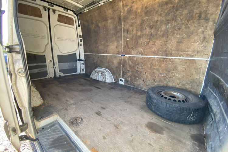 Volkswagen Crafter 2.0 tdi 140 km ladny zadbany brak wkładu zdjęcie 11