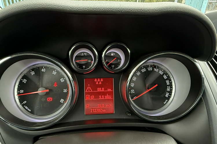 Opel Zafira 1.4 turbo +gaz pół skóry ledy xenon 7.os. Ideał 1. R .gwarancji zamian zdjęcie 21