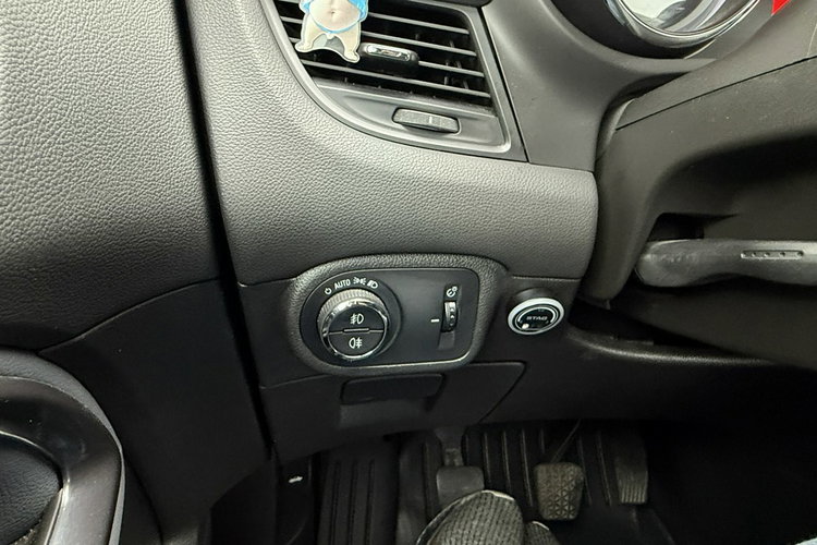 Opel Zafira 1.4 turbo +gaz pół skóry ledy xenon 7.os. Ideał 1. R .gwarancji zamian zdjęcie 23