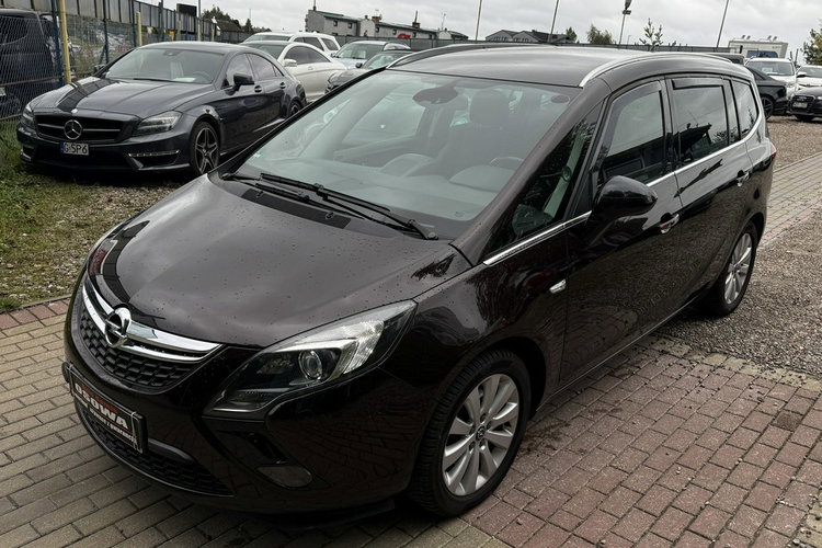 Opel Zafira 1.4 turbo +gaz pół skóry ledy xenon 7.os. Ideał 1. R .gwarancji zamian zdjęcie 3