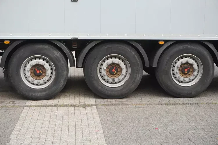 Schwarzmuller Ruchoma podłoga / 2021 / 4 sztuki zdjęcie 11