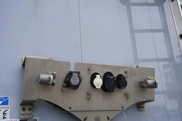 Schwarzmuller Ruchoma podłoga / 2021 / 4 sztuki zdjęcie 12