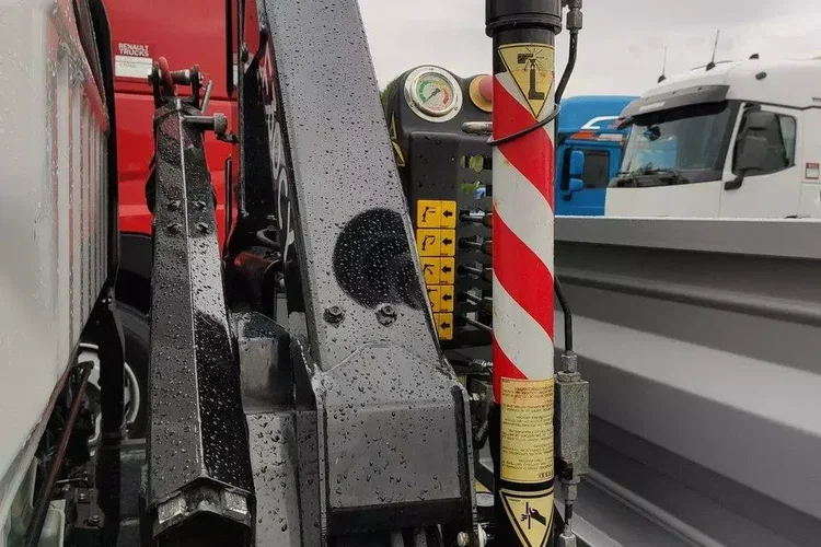 Mitsubishi Canter Fuso 9C18 3.0/180KM Automat, HDS FASSI F30 Wywrotka 3-str zdjęcie 35