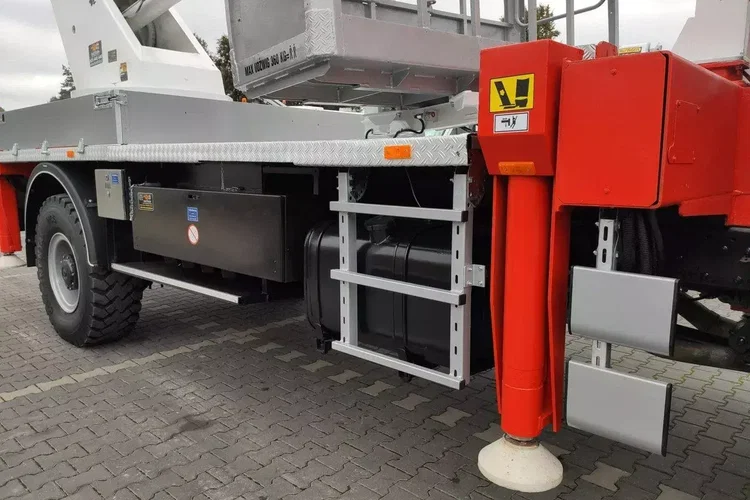 MAN 18.284 4x4 Zwyżka WUMAG WT 425 Podnośnik Koszowy zdjęcie 13