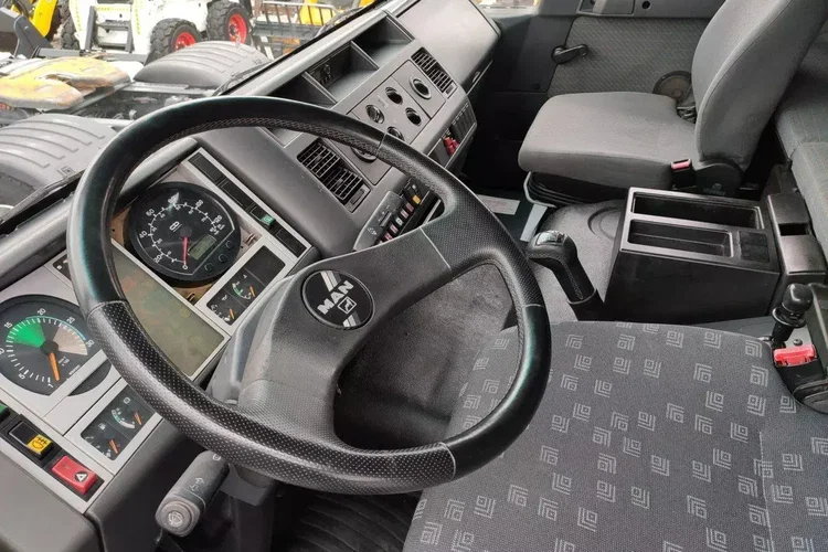 MAN 18.284 4x4 Zwyżka WUMAG WT 425 Podnośnik Koszowy zdjęcie 23