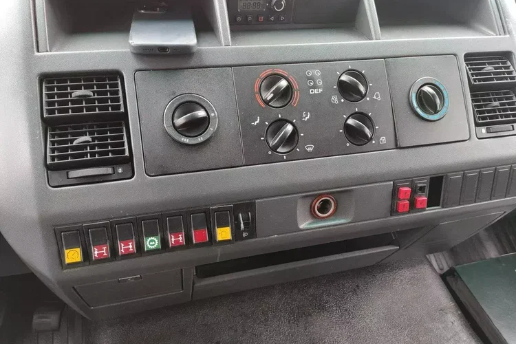 MAN 18.284 4x4 Zwyżka WUMAG WT 425 Podnośnik Koszowy zdjęcie 25