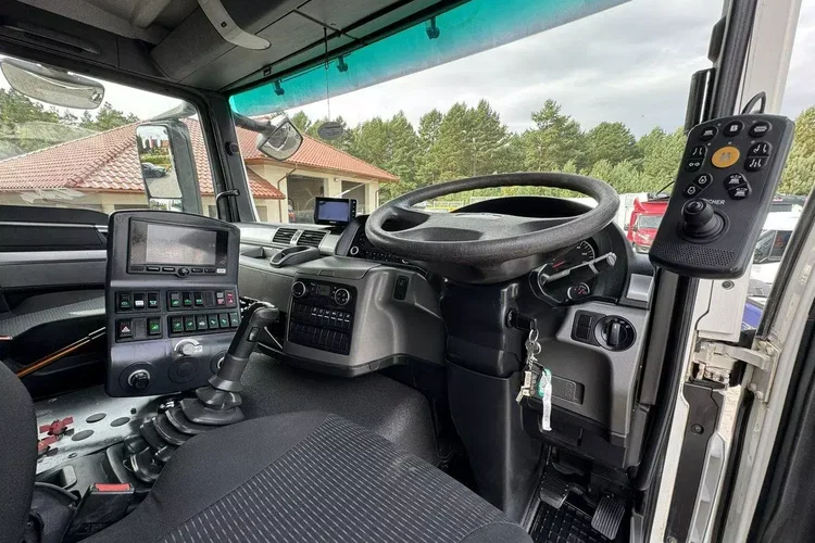 MAN TGS 18.320BUCHER OPTIFANT 8000 Zamiatarka Uliczna Euro 6 zdjęcie 33