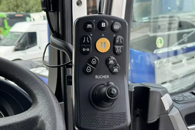 MAN TGS 18.320BUCHER OPTIFANT 8000 Zamiatarka Uliczna Euro 6 zdjęcie 34