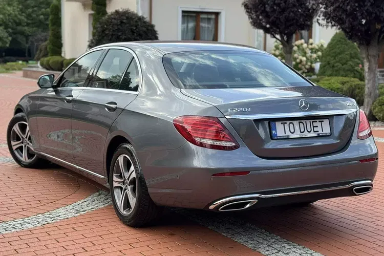 Mercedes klasa-e zdjęcie 15