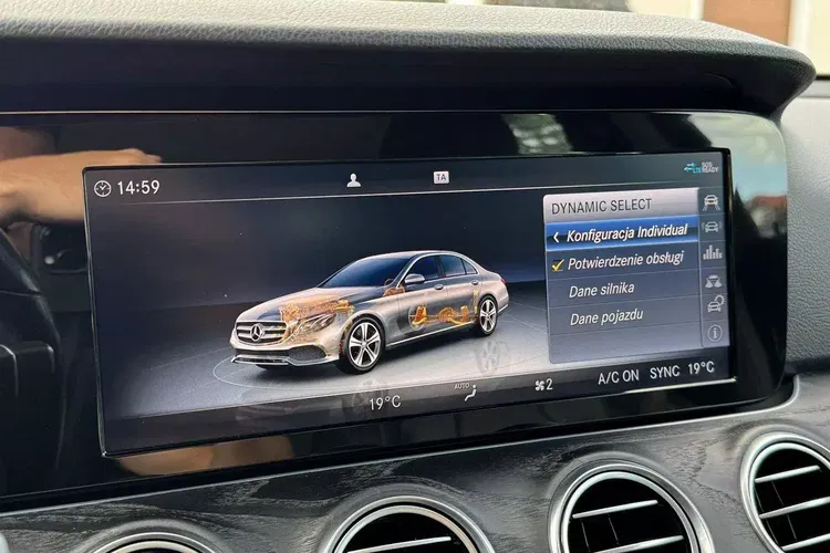 Mercedes klasa-e zdjęcie 26