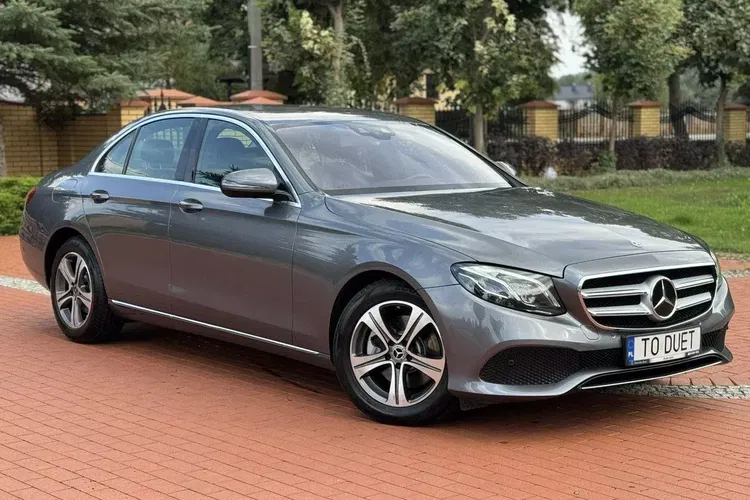 Mercedes klasa-e zdjęcie 4