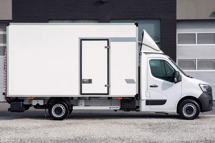 Renault Master 2.3 KONTENER + WINDA zdjęcie 19