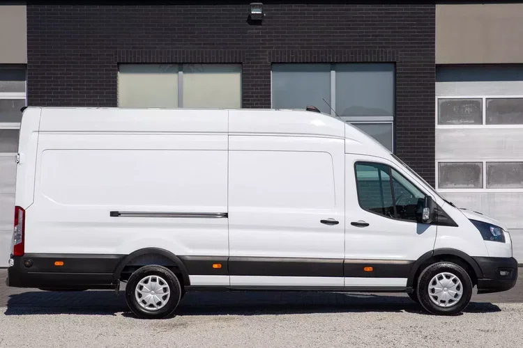 Ford Transit L4H3 MAXI Wysoki Dach zdjęcie 8