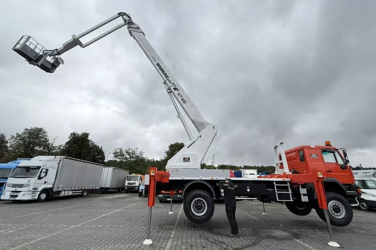 MAN 18.284 4x4 Zwyżka WUMAG WT 425 Podnośnik Koszowy zdjęcie 31