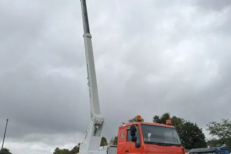 MAN 18.284 4x4 Zwyżka WUMAG WT 425 Podnośnik Koszowy zdjęcie 37