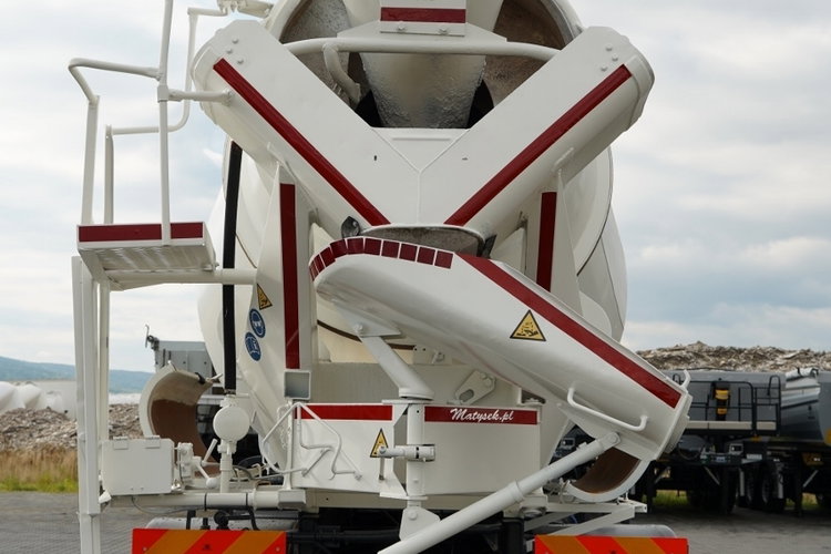 Renault KERAX / 4x4 / BETONOMIESZARKA 5m3 / MANUAL /  zdjęcie 14