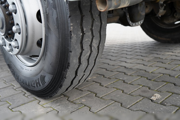 Renault KERAX / 4x4 / BETONOMIESZARKA 5m3 / MANUAL /  zdjęcie 21