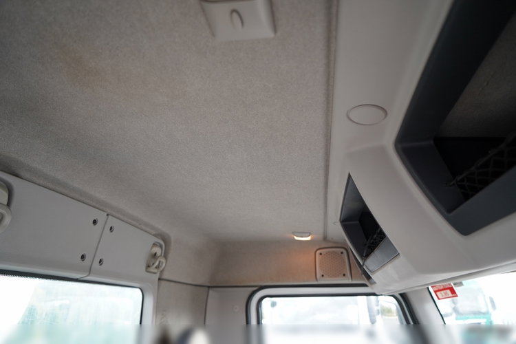 Renault KERAX / 4x4 / BETONOMIESZARKA 5m3 / MANUAL /  zdjęcie 35