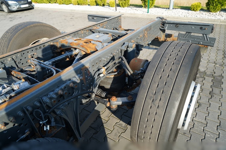 Mercedes AROCS 3248 / 8X4 / TRIDEM / RAMA POD ZABUDOWE 8 M / OŚ SKRETNA I PODNOSZONA / RETARDER  zdjęcie 15