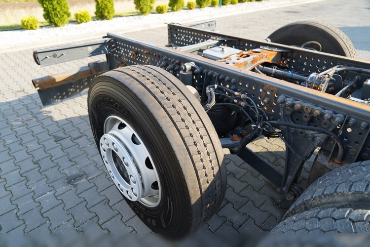 Mercedes AROCS 3248 / 8X4 / TRIDEM / RAMA POD ZABUDOWE 8 M / OŚ SKRETNA I PODNOSZONA / RETARDER  zdjęcie 18