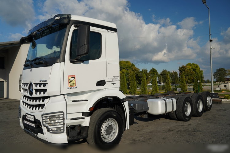 Mercedes AROCS 3248 / 8X4 / TRIDEM / RAMA POD ZABUDOWE 8 M / OŚ SKRETNA I PODNOSZONA / RETARDER  zdjęcie 4