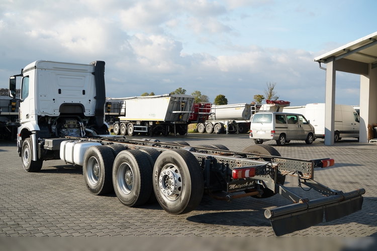 Mercedes AROCS 3248 / 8X4 / TRIDEM / RAMA POD ZABUDOWE 8 M / OŚ SKRETNA I PODNOSZONA / RETARDER  zdjęcie 6