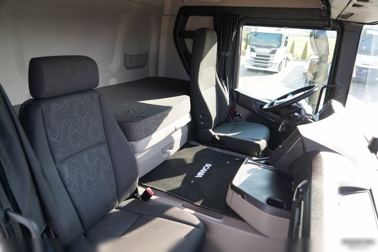 Scania P 280 / SOLÓWKA / FIRANKA - 7.70 M / 4X2 / KLIMATYZACJA POSTOJOWA / WECON zdjęcie 32