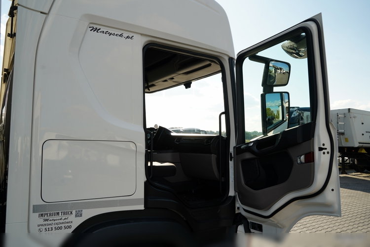 Scania P 280 / SOLÓWKA / FIRANKA - 7.70 M / 4X2 / KLIMATYZACJA POSTOJOWA / WECON zdjęcie 33