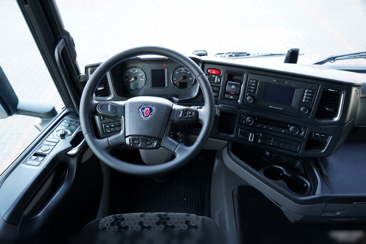 Scania R 450 / RETARDER / HYDRAULIKA / KLIMA POSTOJOWA / ALUFELGI zdjęcie 29