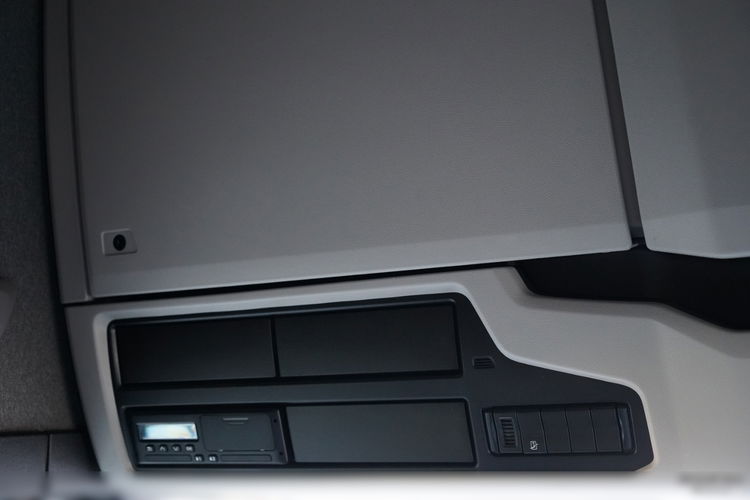 Scania R 450 / RETARDER / HYDRAULIKA / KLIMA POSTOJOWA / ALUFELGI zdjęcie 33