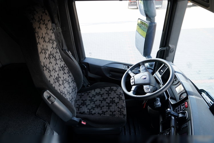 Scania R 450 / RETARDER / HYDRAULIKA / KLIMA POSTOJOWA / ALUFELGI / SPROWADZONA zdjęcie 28