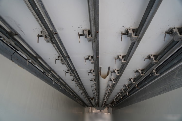 SCHMITZ / CHŁODNIA / THERMO KING SLX 300 / HAKÓWKA / OŚ PODNOSZONA / KOSZ NA PALETY zdjęcie 20