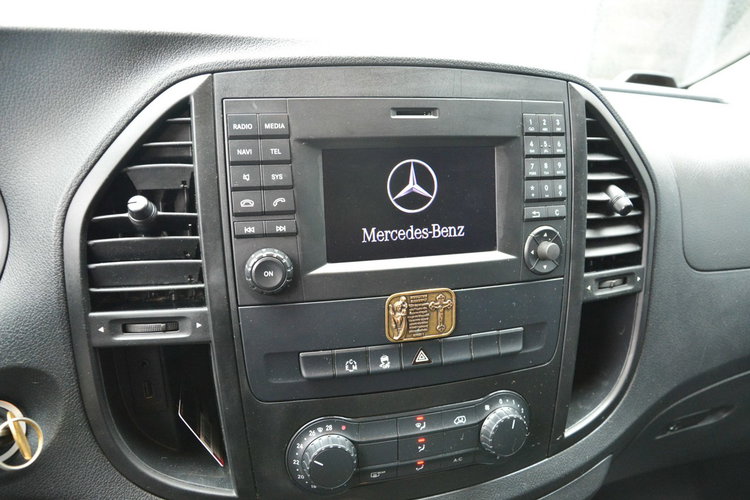 Mercedes Vito 2.2 cdi automat c.brutto zdjęcie 13