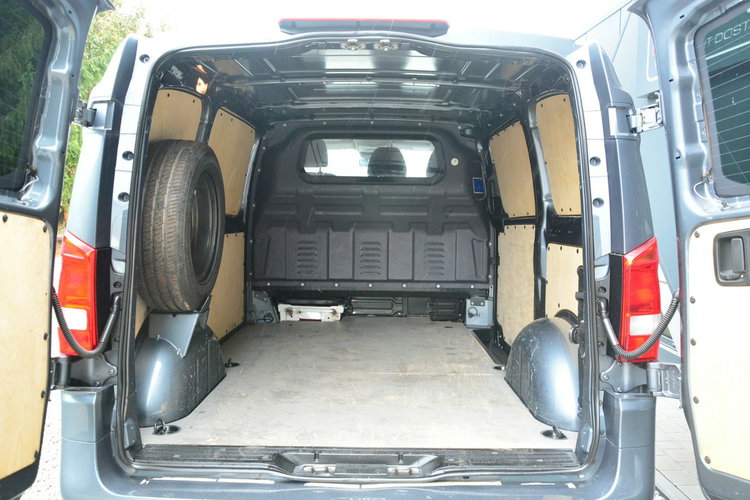 Mercedes Vito 2.2 cdi automat c.brutto zdjęcie 5