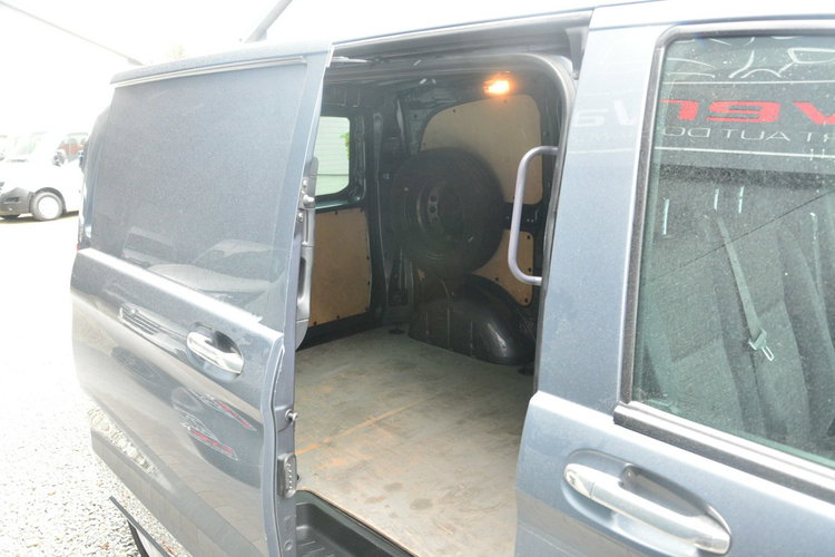 Mercedes Vito 2.2 cdi automat c.brutto zdjęcie 7
