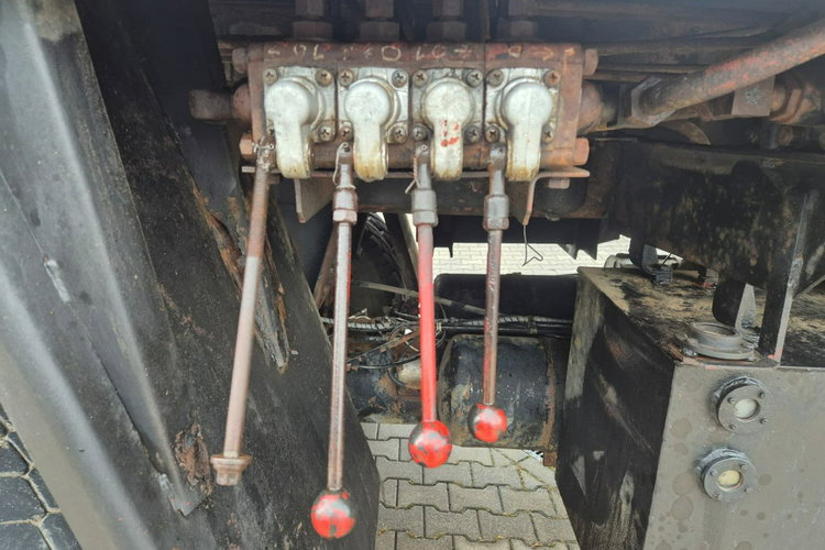 T815 6X6 Tatra T815 6X6 / DZWIG 20 TON / 1 WŁ / SPRAWNY / POLSKA ZABUDOWA BUMAR zdjęcie 29