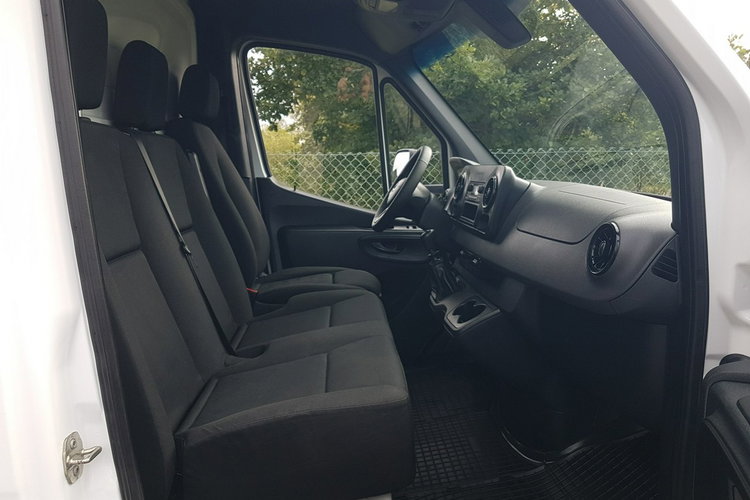 Mercedes Sprinter KONTENER 8EP 4.11x2.15x2.30 KLIMA 314 CDI MANUAL 6 BIEGÓW DMC 3500 KG zdjęcie 21