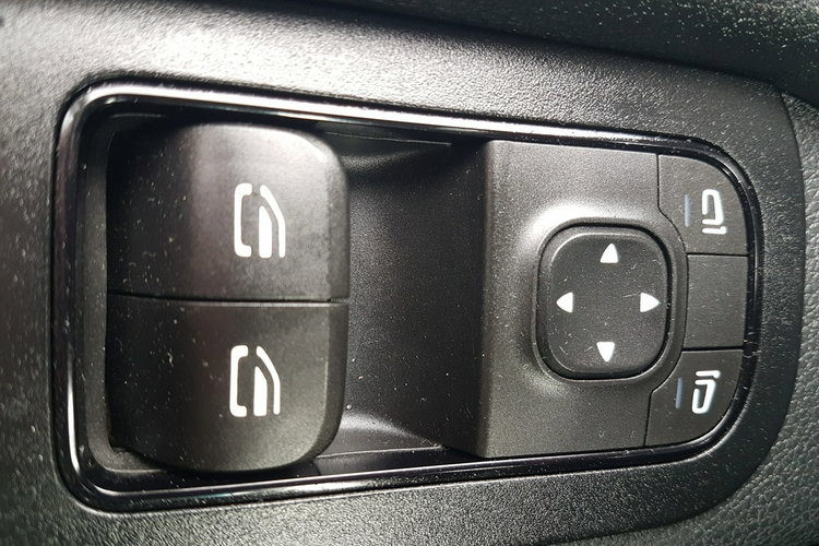 Mercedes Sprinter KONTENER 8EP 4.11x2.15x2.30 KLIMA 314 CDI MANUAL 6 BIEGÓW DMC 3500 KG zdjęcie 9