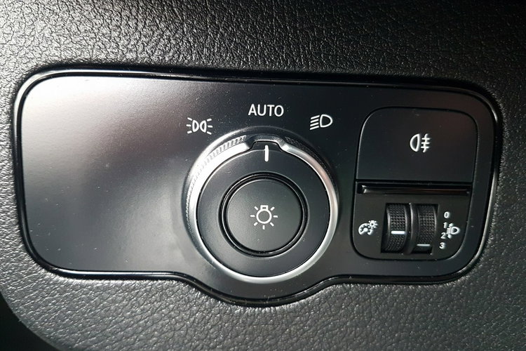 Mercedes Sprinter KONTENER 8EP 4.11x2.15x2.30 KLIMA 314 CDI MANUAL 6 BIEGÓW DMC 3500 KG zdjęcie 25