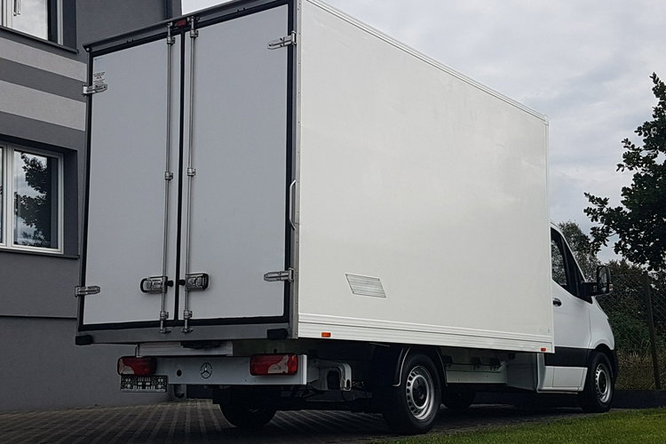 Mercedes Sprinter KONTENER 8EP 4.11x2.15x2.30 KLIMA 314 CDI MANUAL 6 BIEGÓW DMC 3500 KG zdjęcie 29