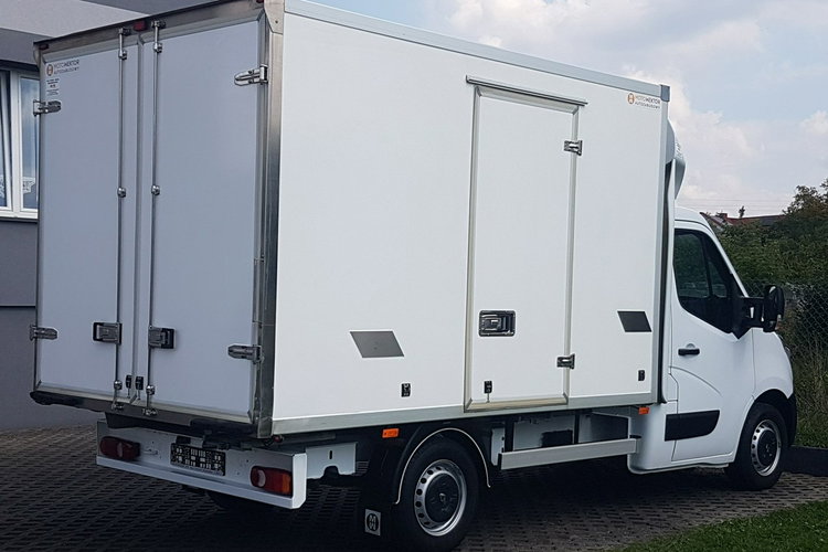 Renault Master CHŁODNIA AGREGAT 6EP IZOTERMA 3.32x2.11x2.01 KLIMA DMC 3500 KG zdjęcie 4
